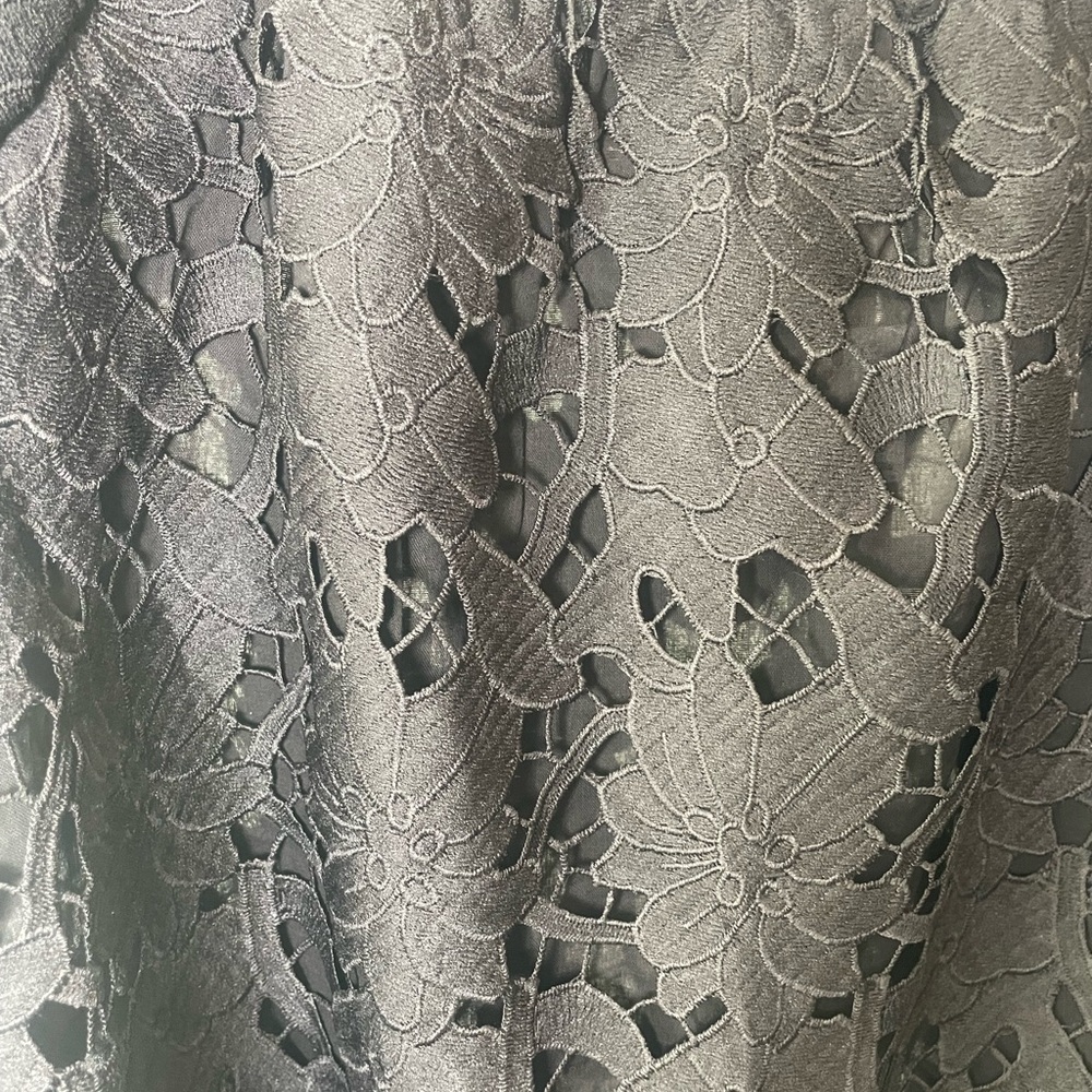 Umgee Black Floral Lace Blouse - Picture 7 of 9